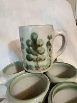 VINTAGE DISCONTINUED M.A. HADLEY GREEN GRAPE & PEAR COFFEE MUGS SET OF  6