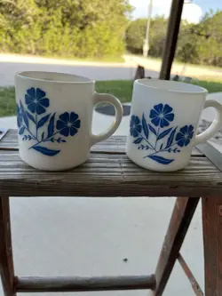 2 VTG HAZEL ATLAS MILK GLASS BLUE FLOWER CORNFLOWER MUGS COFFEE CUPS 3.5 SET