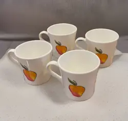 LOT OF 4 CORNING WARE CORELLE FRUIT BASKET VINTAGE COFFEE CUP MUG CHERRY APPLE
