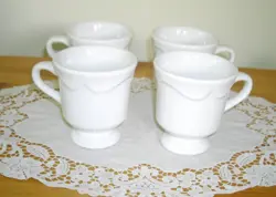 MUGS WHITE SCALLOP