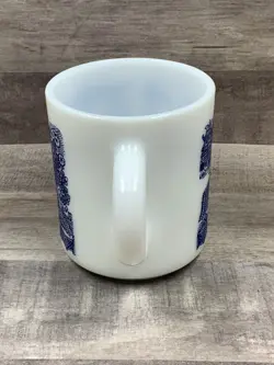 GLASS BLUE