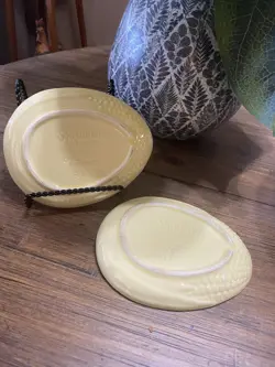 SAUCERS SET OF