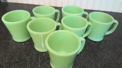 7 VINTAGE FIRE KING/ANCHOR HOCKING JADEITE D HANDLE OVEN WARE COFFEE CUPS