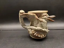 VINTAGE RARE HELLFIRE POTTERY AUSTRALIA KOOKABURRA BIRD MUG CUP *DAMAGED - READ*