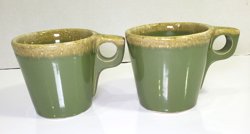 2 HULL POTTERY AVOCADO GREEN DRIP GLAZE COFFEE CUP MUG VINTAGE MCM USA
