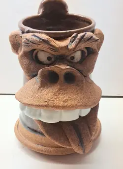 VINTAGE RARE SIGNED ROBERT EAKIN FUNNY MONKEY FACE POTTERY MUG