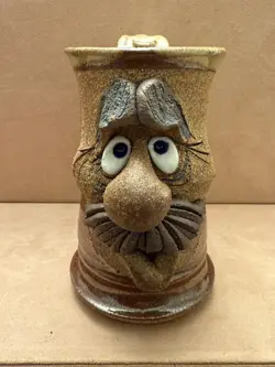 CERAMIC SIGNED FUNNY
