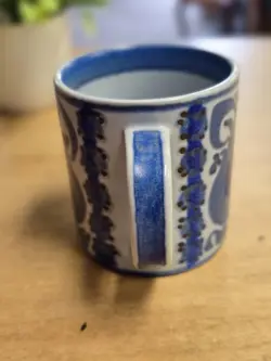 DEMITASSE