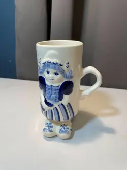 VINTAGE DELFTS BLUE