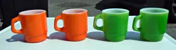 4 VINTAGE FIRE KING 2 GREEN AND  2 ORANGE COFFEE CUP MUG ANCHOR HOCKING STACKING
