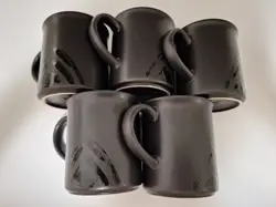 BLACK MUGS CUPS