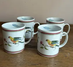 VINTAGE DATED 1989