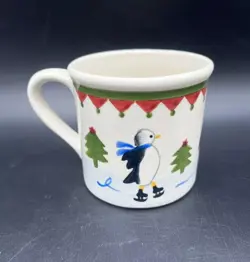 VTG HARTSTONE POTTERY HOLIDAY PENGUIN 14OZ MUG ICE SKATING CHRISTMAS 1982 EUC