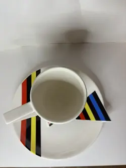 VINTAGE MUG