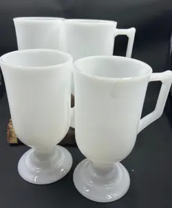 4 VINTAGE FEDERAL MILK GLASS PEDESTAL IRISH COFFEE MUGS  5 1/2 TALL 8 OZ UNUSED