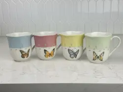 LENOX BUTTERFLY MEADOW MUGS - SET OF 4 PASTEL COLORS - VINTAGE NEW WITH STICKERS