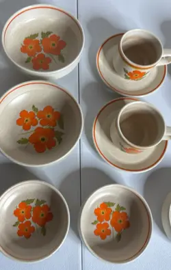 FLOWER ORANGE