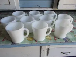 VINTAGE FIRE KING ANCHOR HOCKING MILK GLASS D-HANDLE COFFEE MUGS LOT OF 10
