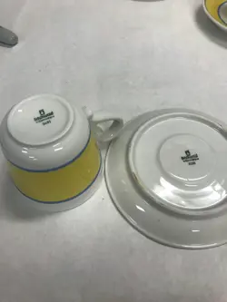 YELLOW BLUE