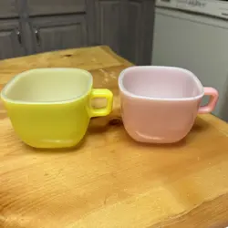 2 VINTAGE 50S GLASBAKE LIPTON SOUP SQUARE MUGS CUPS SET OF 2-  YELLOW & PINK