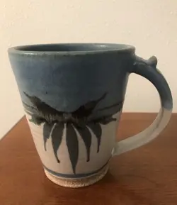 MUG W/