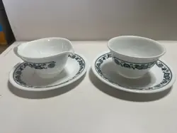 SAUCERS 215
