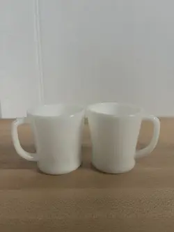 MUGS TEA. WHITE