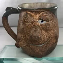 FACE MUG POTTERY