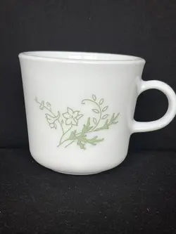 MILK GLASS GREEN