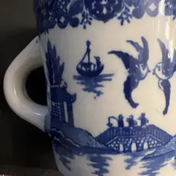 VINTAGE BLUE