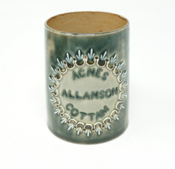 VINTAGE DOULTON LAMBETH