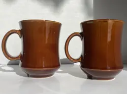 MUGS/CUPS