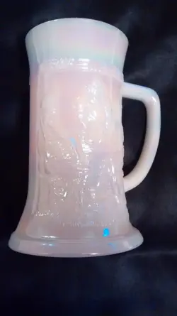 FEDERAL IRIDESCENT MILK