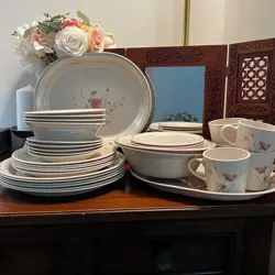 VINTAGE CORELLE CORNERSTONE SUMMER MIST DINNERWARE SET 34 P SERVES 5+EXTRA USA