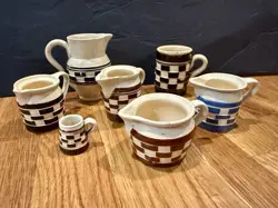 7 ANTIQUE/VINTAGE MOCHAWARE CHECKERED POTTERY CHILDS MUG & PITCHERS - 1-3