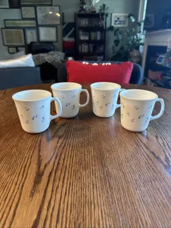 CORELLE PROVINCIAL BLUE COFFEE TEA CUPS MUGS FLOWERS VINTAGE SET OF 4