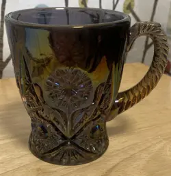 IMPERIAL CARNIVAL GLASS MUG #474 MAYFLOWER LA ROCHELLE SMOKE MARKED 4.5 IN VTG.