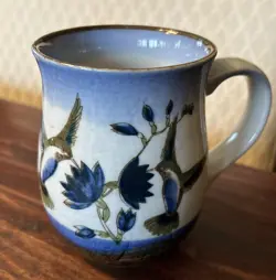 STONEWARE COFFEE MUG;