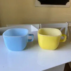 2 VINTAGE 50S GLASBAKE LIPTON SOUP SQUARE MUGS CUPS MUGS SET OF TWO BLUE,YELLOW