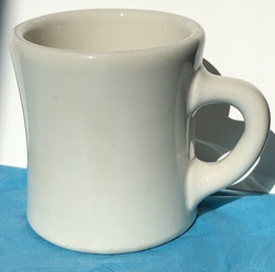 VTG MID-CENTURY HEAVY RESTAURANT WARE VICTOR COFFEE TEA MUG CUP STAMPED 8 OZ