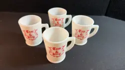 SET OF 4 VTG MCM MCKEE MILK GLASS TOM & JERRY CHRISTMAS EGGNOG PUNCH CUP MUG