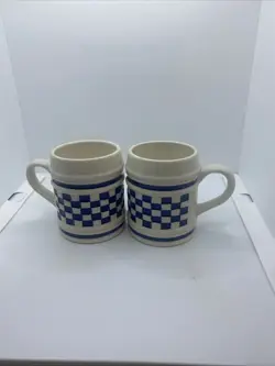 VINTAGE 2 WILLIAMSBURG COBALT BLUE CHECKERBOARD GRAY SALT GLAZE POTTERY MUGS