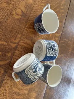 COFFEE SOUP MUGS