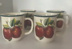 LOOK - 4 CASUALS BY CHINA PEARL APPLE COFFEE MUGS. VINTAGE - EUC.  FALL DECOR