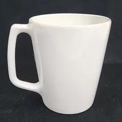 VTG CORNING CENTURA COFFEE MUG WHITE D HANDLE TEA 10OZ SIGNED 5IN
