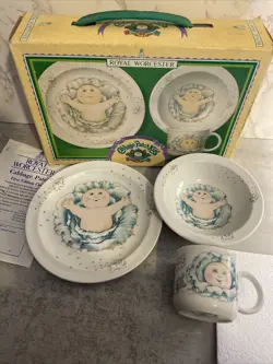 VINTAGE 1983 CABBAGE