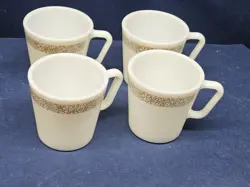 VINTAGE 1978 CORELLE BY CORNING 