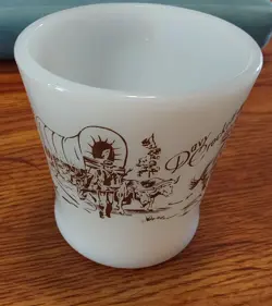 DAVY CROCKETT BROWN/WHITE FIRE KING OVEN WARE FLARE MUG MILK GLASS VINTAGE-1950