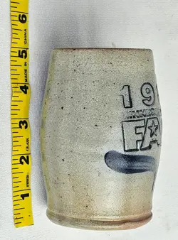STONEWARE MUG