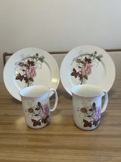 4 PIECE BLOCK SPAL HILLSIDE WATERCOLORS PORTUGAL WESTERN ROSE SALAD PLATES& MUGS